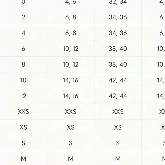 Banana Republic Women’s Drapery Classic Textured Floral Blouse - Picture 11 of 11